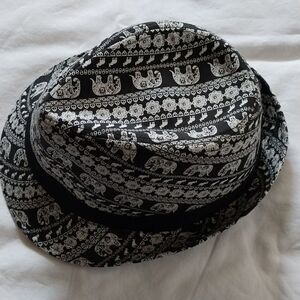 LIKE DREAMS fedora size OS